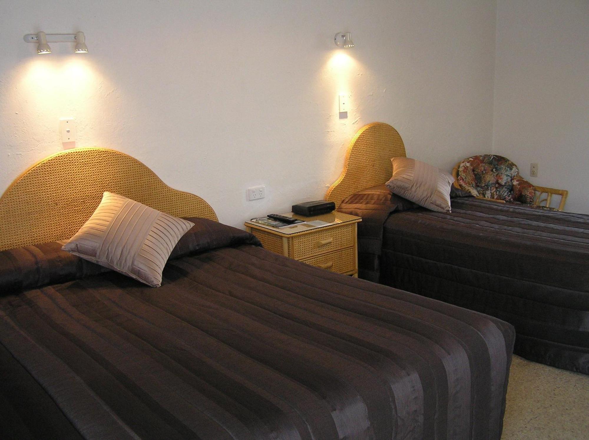 Coachman Motel Тайхап Номер фото